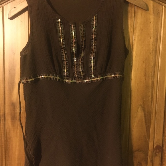 Brown top - Picture 1 of 2